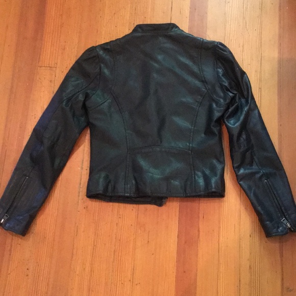 Black Genuine Leather jacket- Levis’s - Picture 4 of 8